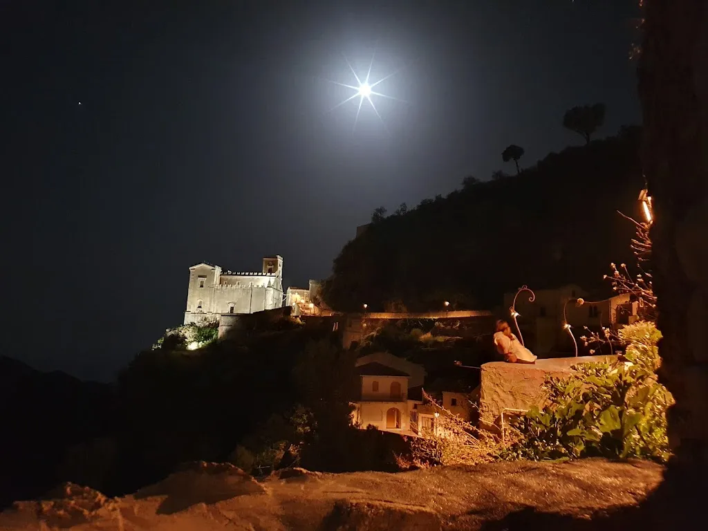 Demis Farrugia_Dioniso Di Morabito Andrea_Savoca_review