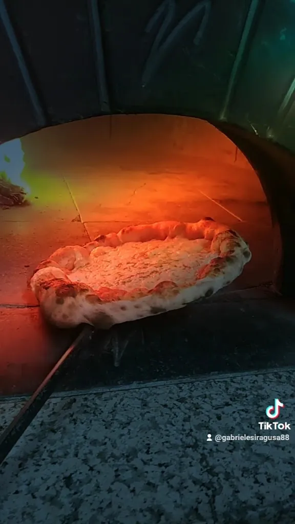 Pizzeria Il Rifornimento_Sclafani Bagni_slider_image_2