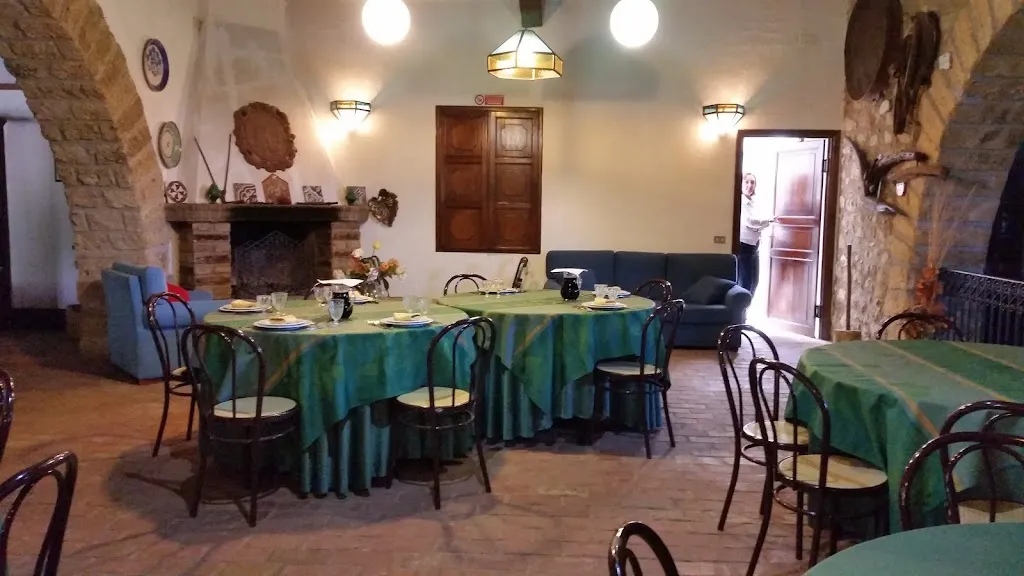 Fontana murata_Sclafani Bagni_slider_image_1