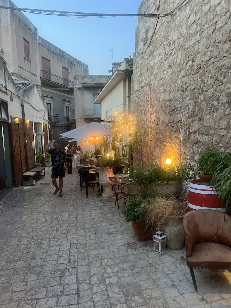 Laura Griggs_Verace_Scicli_Scicli_review