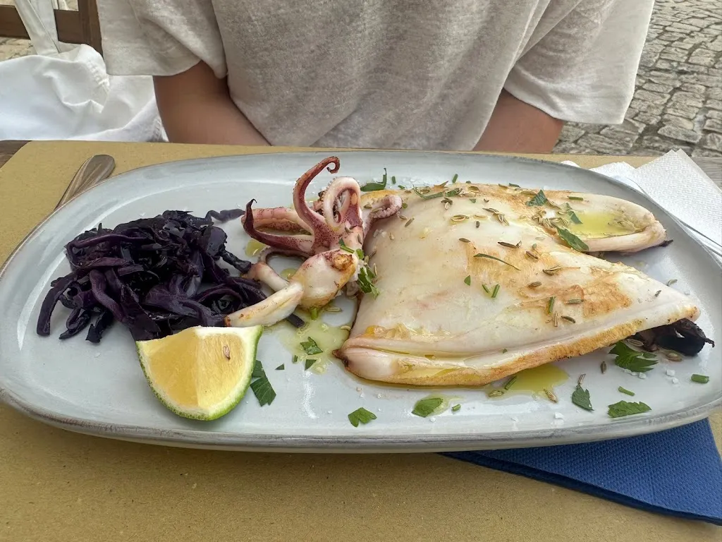 Yannis Galanakis_Le Gioie - Posto Siciliano_Scicli_recensione