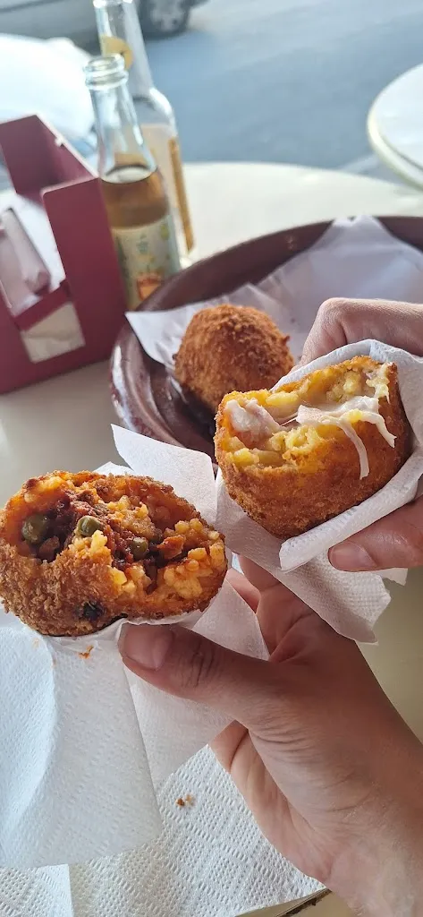 Ola Gostomska_Antica focacceria Ingrao_Sciacca_recensione