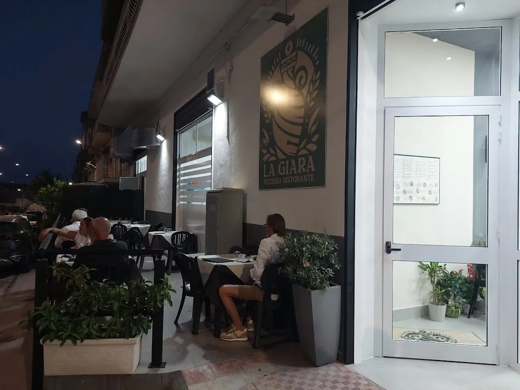 Pizzeria Rosticceria La Giara restaurant in Siculiana