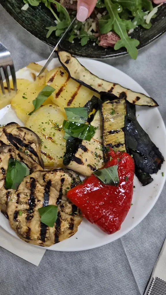 Pizzeria Rosticceria La Giara_Siculiana_slider_image_2