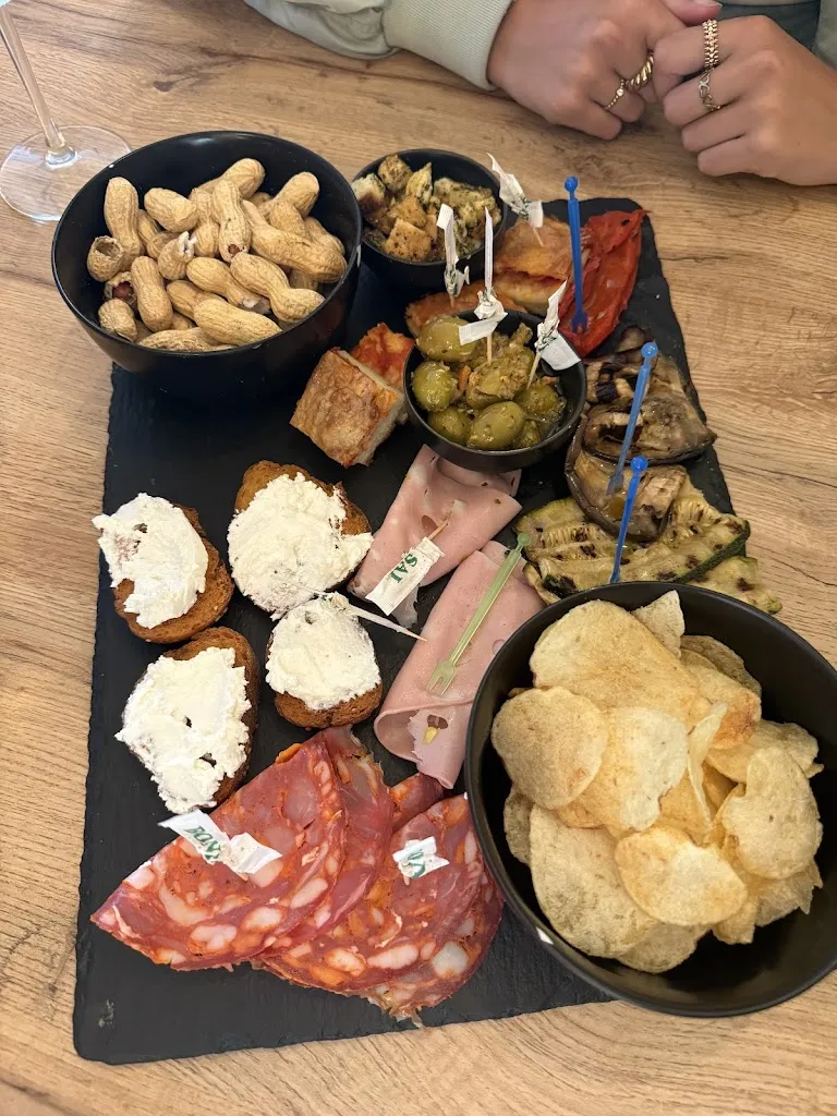 Linda van der Slot_Velvet Food and Beverage_Siculiana_Bewertung