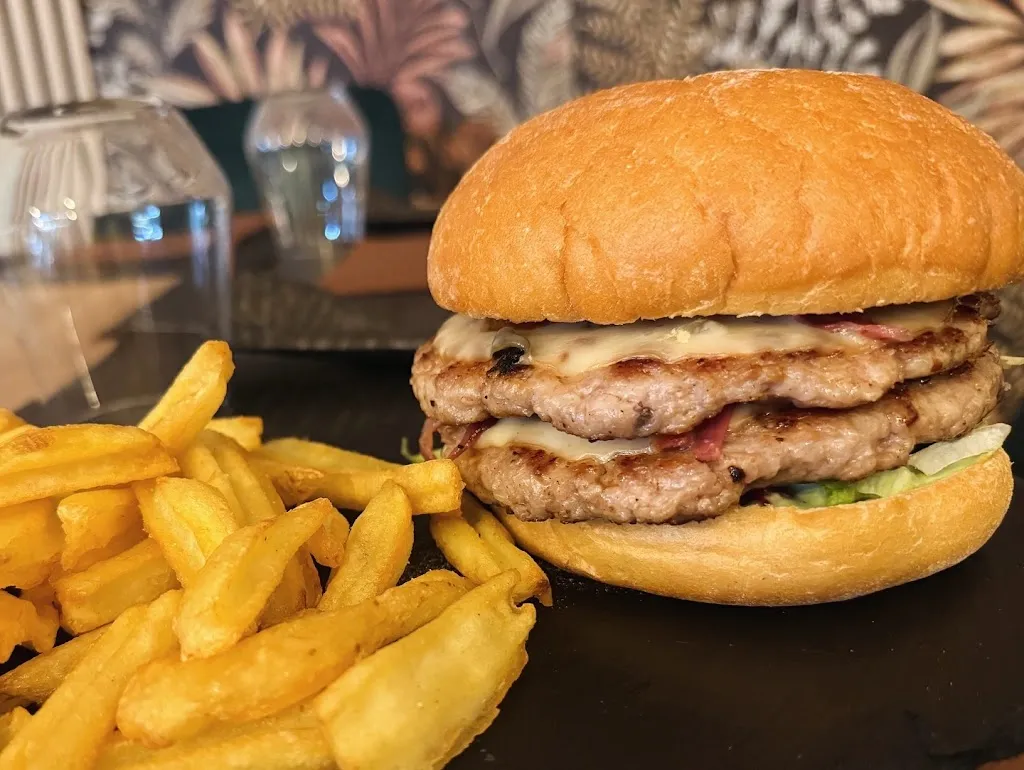 Velvet Food and Beverage_Siculiana_slider_image_3