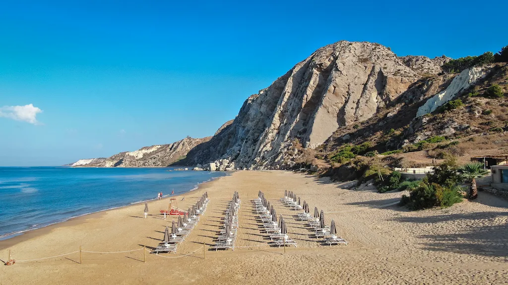 Cala Manbrù restaurant in Siculiana