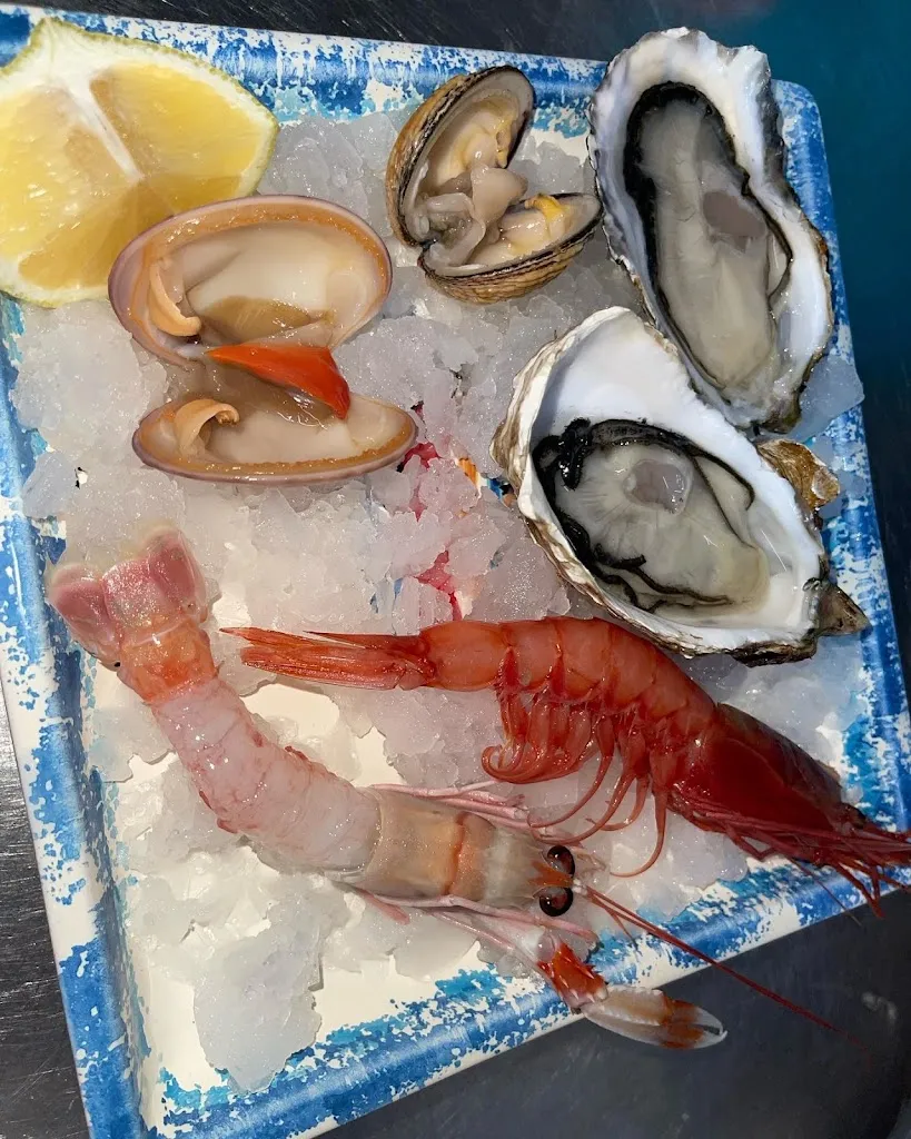 Mercato Ittico Ristorante_Scoglitti_slider_image_1