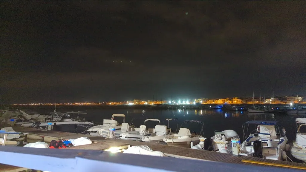 b b_Al Pontile Ristorante 