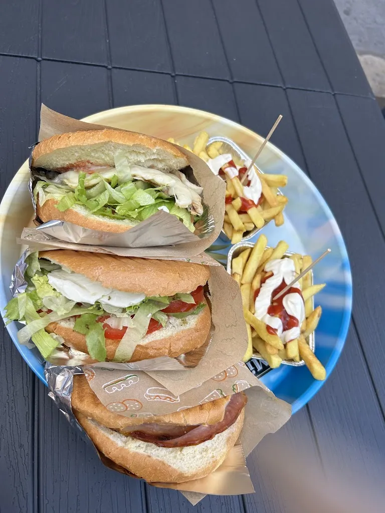 Lena Cantella_Gira Vota E Furria_Scoglitti_review