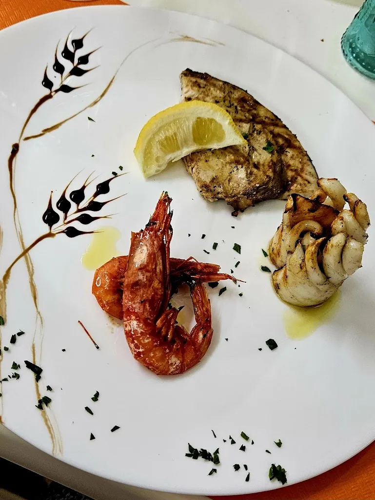 Thomas THIZY_O’ SCUOGGHIU I FORA_Scoglitti_review