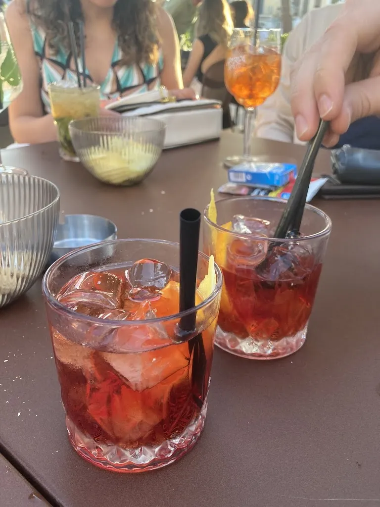 Lorenzo Girasa_Clad - Scoglitti_Scoglitti_review