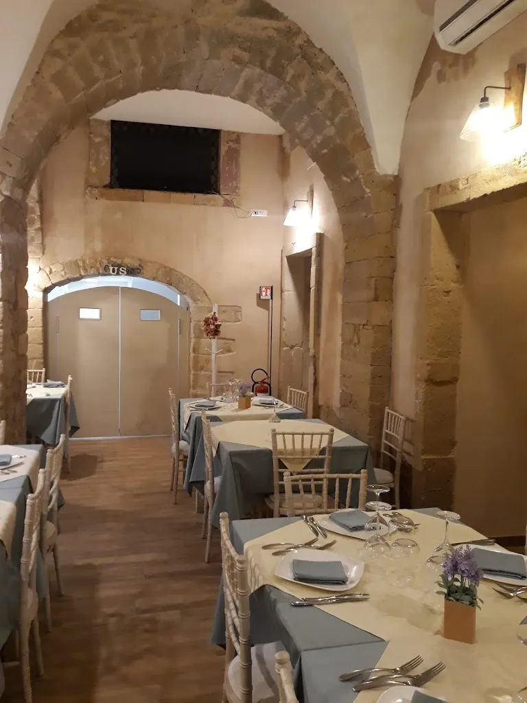 Seafood restaurant and pizzeria restaurant in Scordia