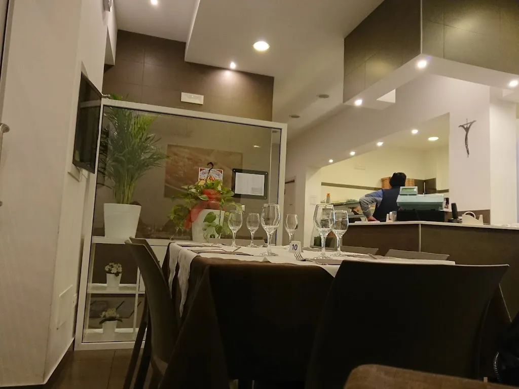 Bufalino Pizza And Food restaurant in Scordia