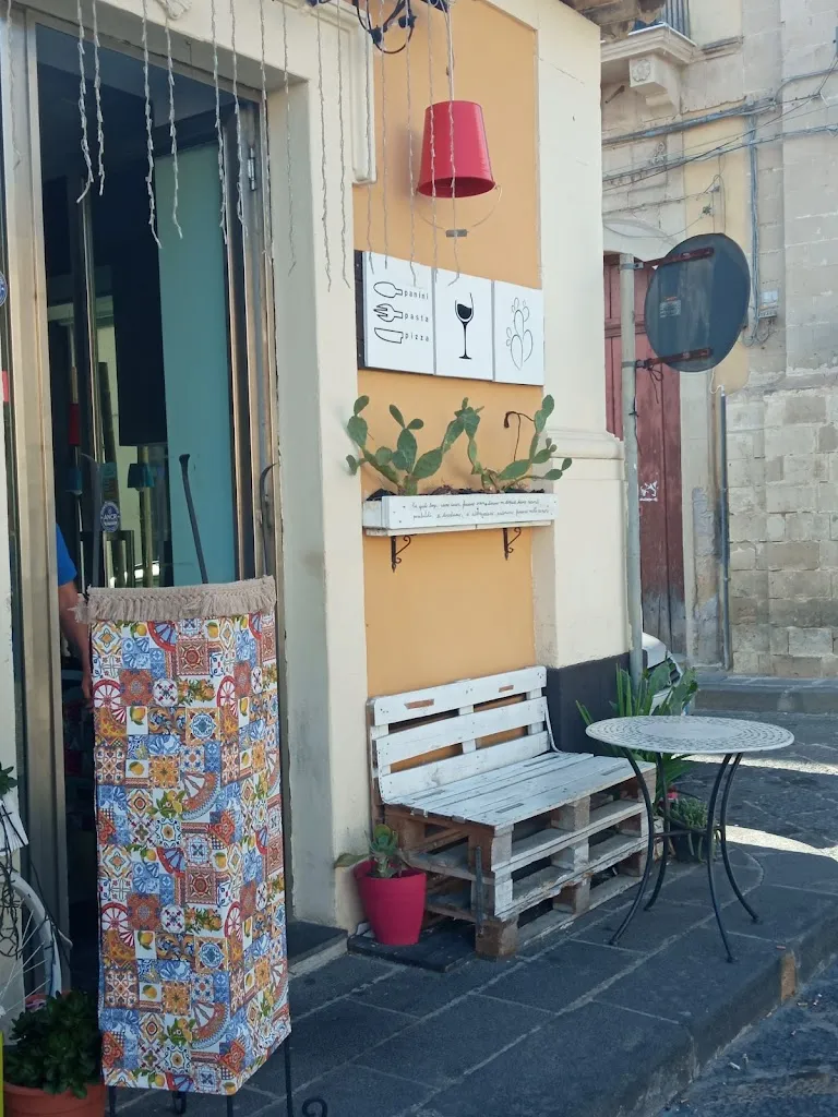 Adele Sferrazzo_Expressamente in_Scordia_review