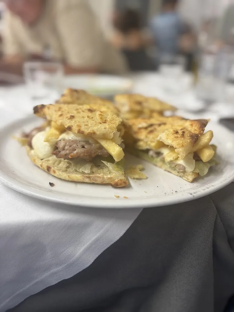 Dylan Lozano_La Nuova Cisterna_Scordia_review