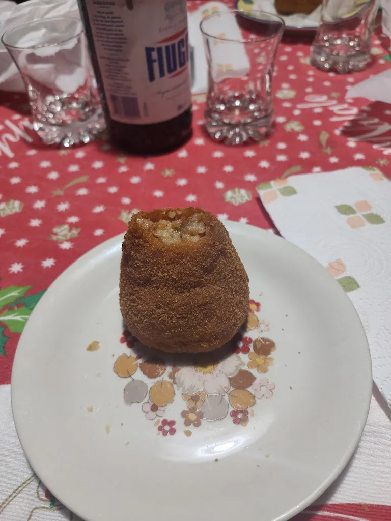 sebastiano calleri_Bar Plaza_Scordia_review