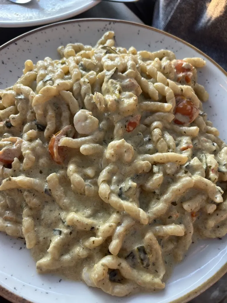 Alex McShane_Spaghetteria da Angelo e Serafino_Sferracavallo_review