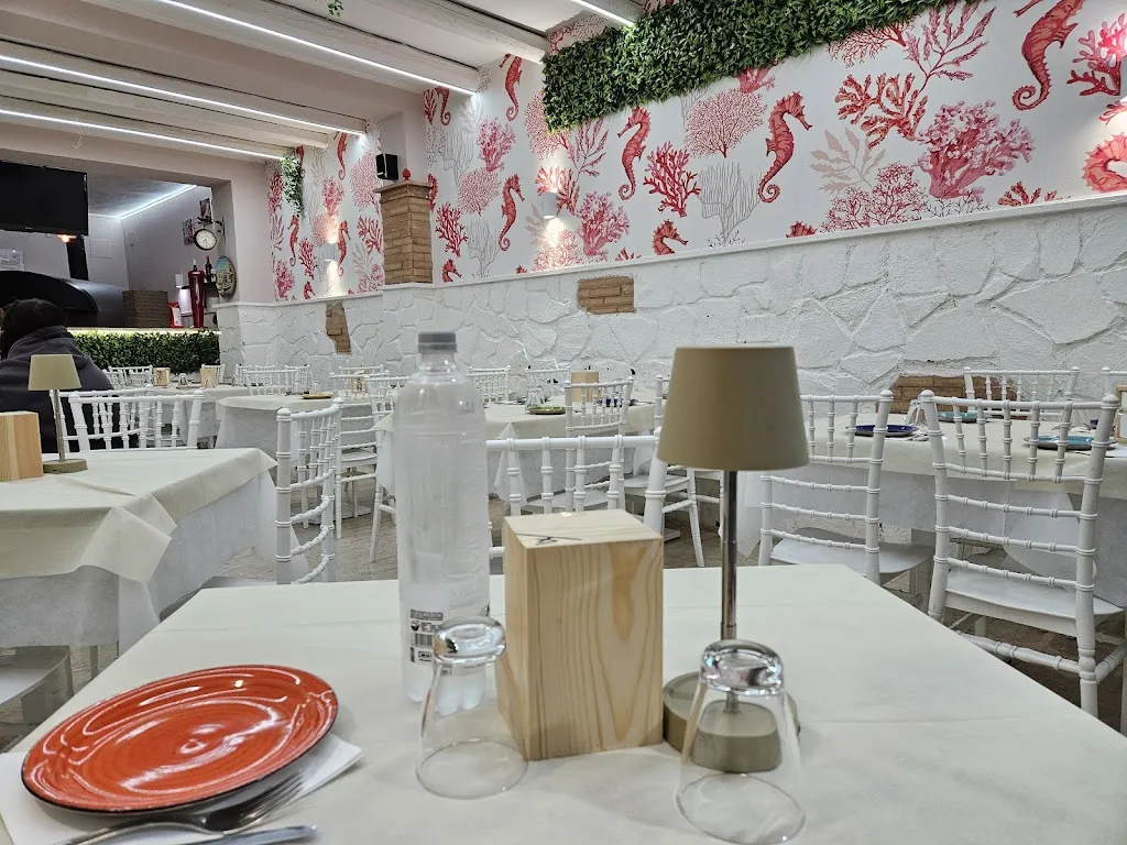 Rosso Corallo restaurant in Sferracavallo