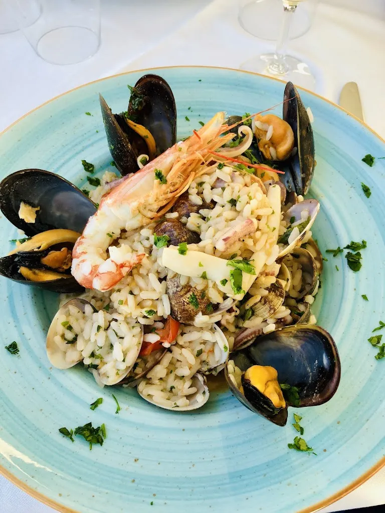 Irina Petryashova_La perla del mare_Sferracavallo_review