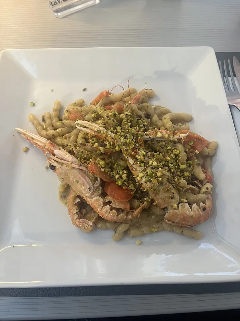 Christoph Lutz_La Piazzetta Ristorante Pizzeria_Sferracavallo_review