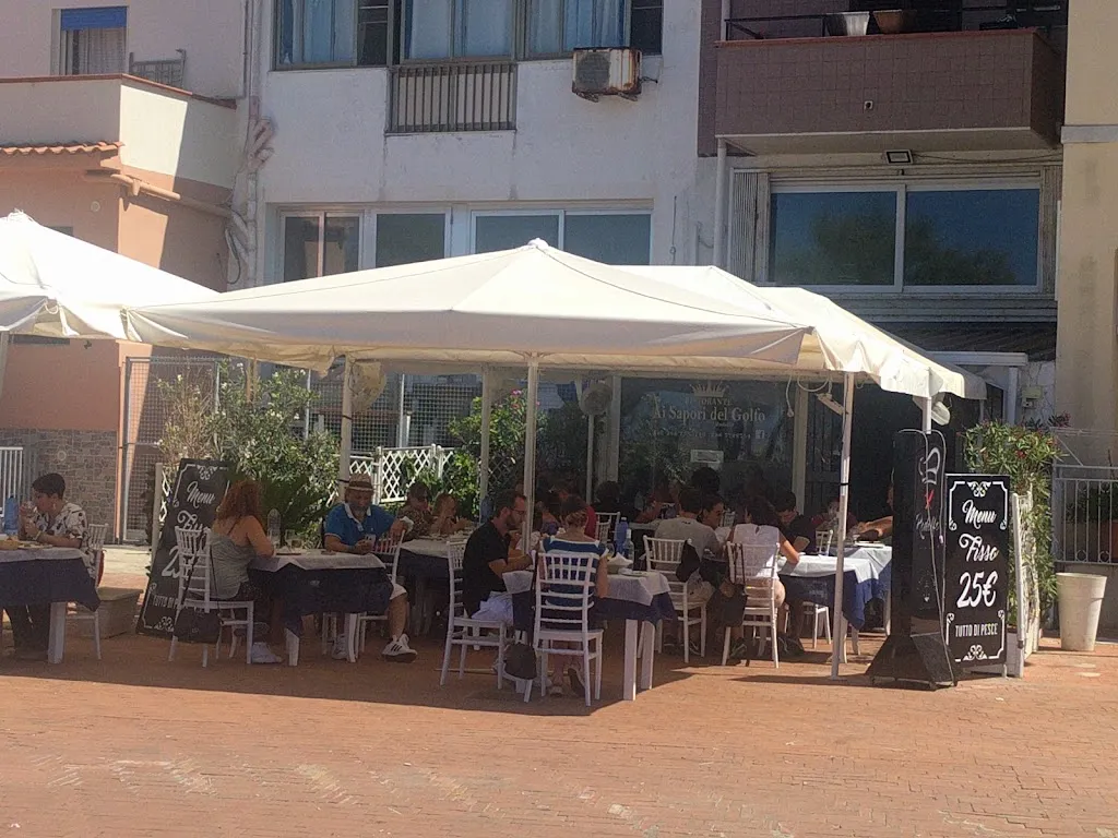 Sapori del Golfo restaurant in Sferracavallo