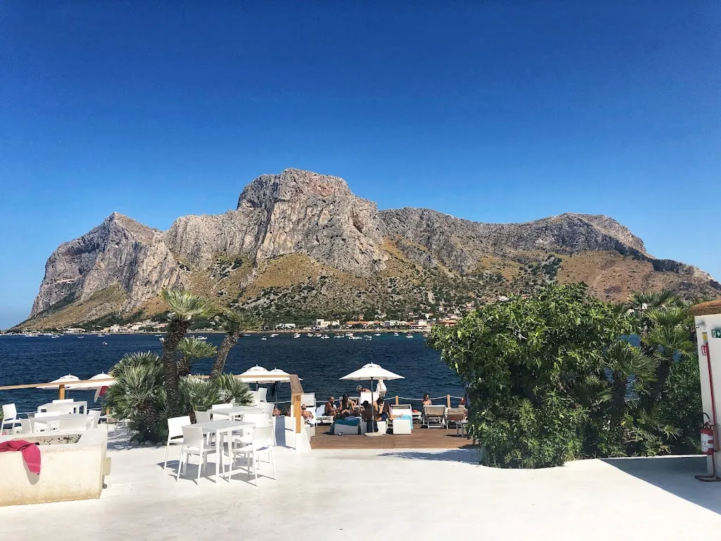 Maryna Se_Baia del Corallo - Summer Club_Sferracavallo_review