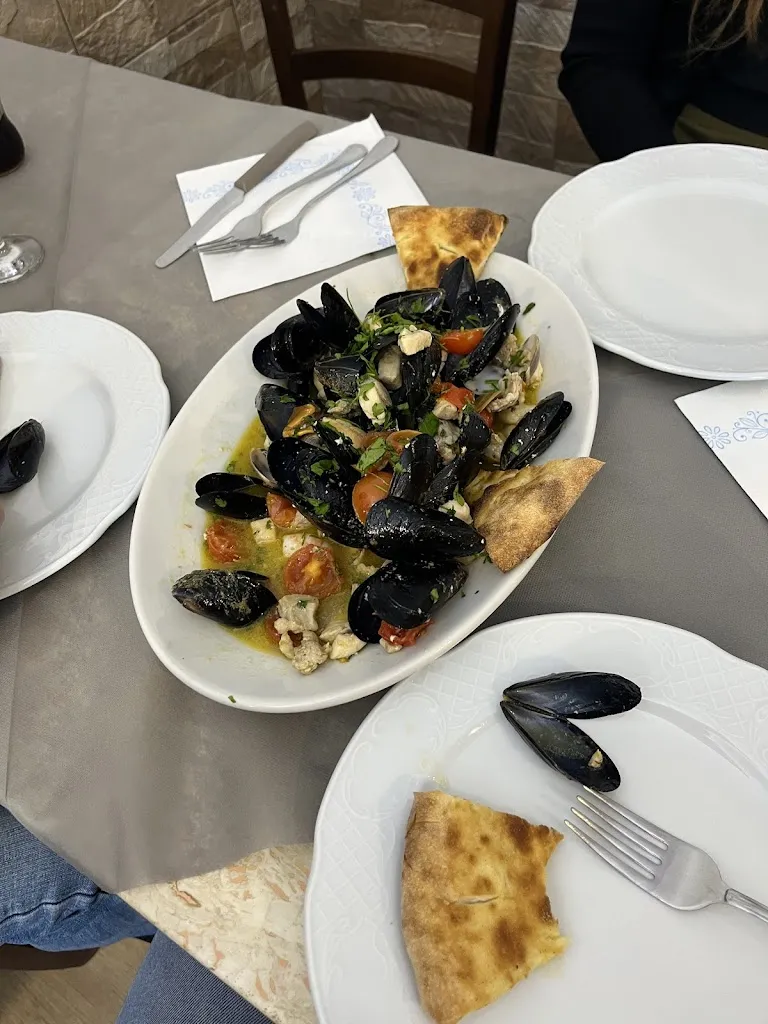 Konstantin Kaufmann_Ristorante Spaghetteria 13.5_Sferracavallo_review