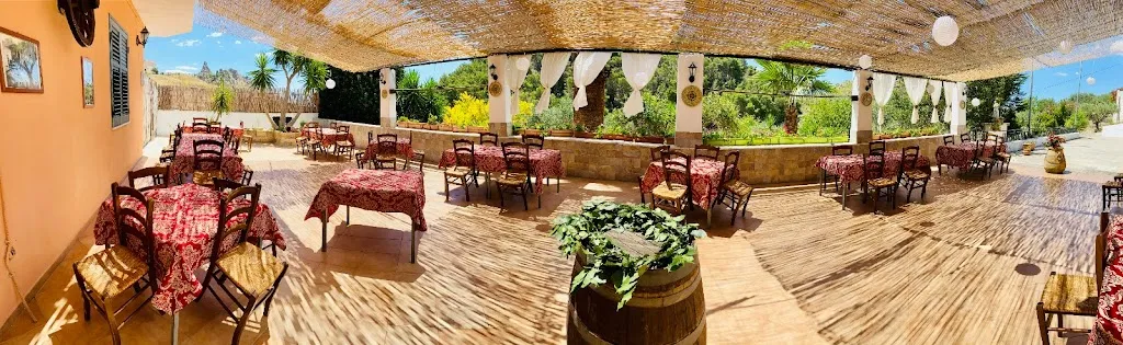 Pizzeria Ristorante La Pineta_Sutera_slider_image_1