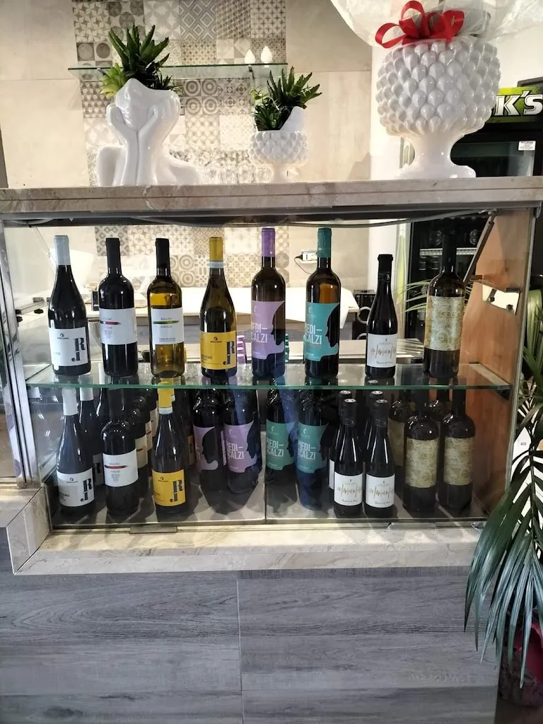 La Rotonda pizzeria - ristorante - tavola calda_Sommatino_slider_image_1