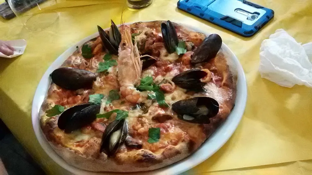 Francesco Ingrascina_Poldo Pizzeria Panineria_Sommatino_review