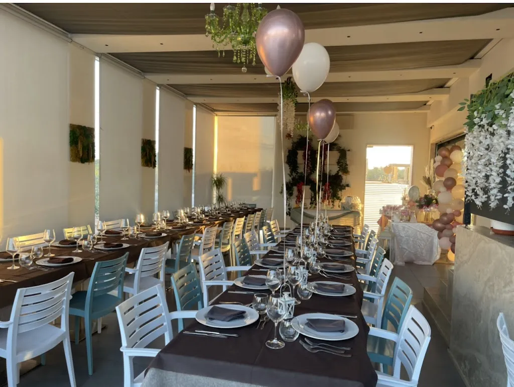 ISOLA LOUNGE BAR -RISTORANTE-EVENTI_Sommatino_slider_image_1