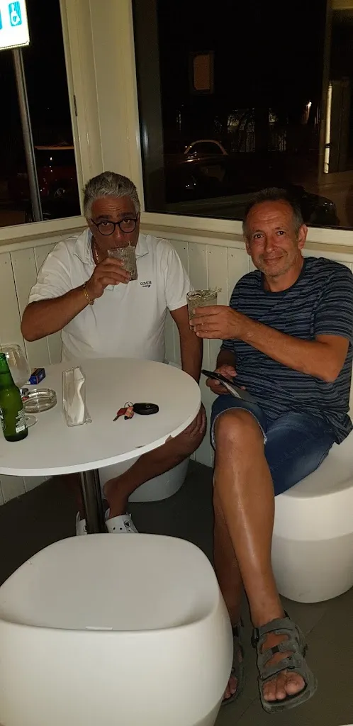 carmelo grifo_Lux Bar_Sommatino_review