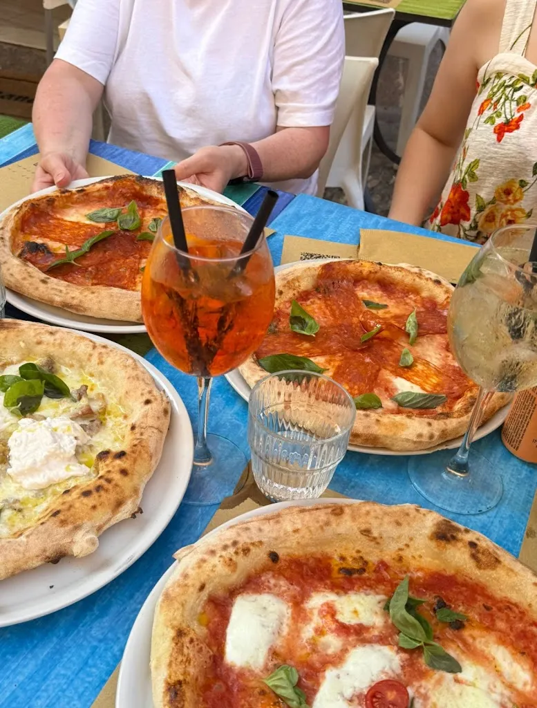 Laszlo Krisztina_La Napoletana_Taormina_review