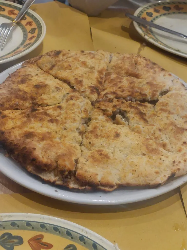 Valentina A_La Pizzoleria_Sortino_review