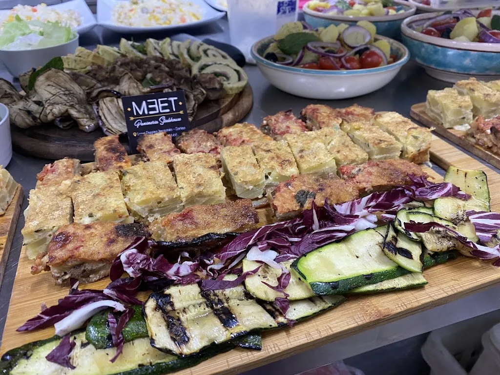 Meet Steakhouse_Sortino_slider_image_2