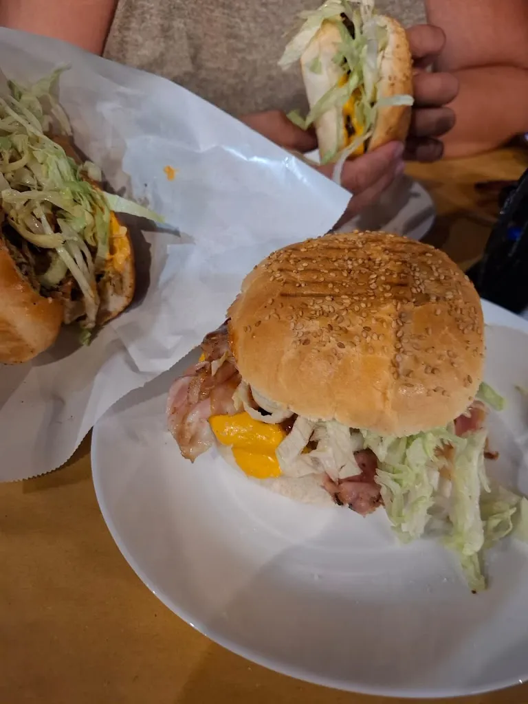 Meet Steakhouse_Sortino_slider_image_3