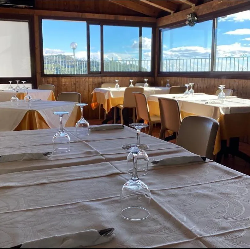 Pizzeria Pizzoleria Le Monache_Sortino_slider_image_1