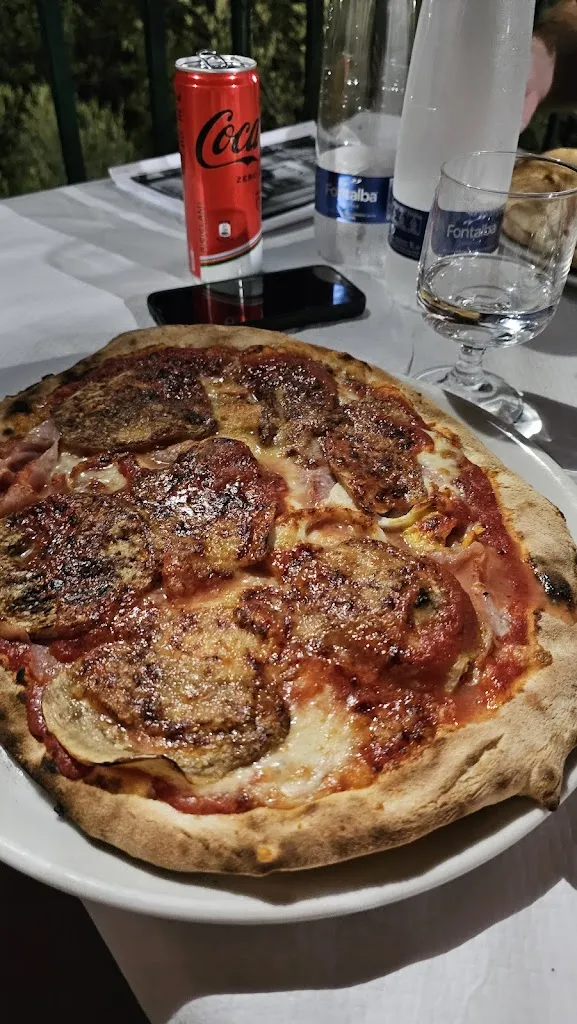 Pizzeria Pizzoleria Le Monache_Sortino_slider_image_3