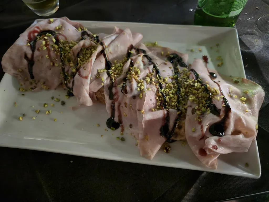 Roberto Zappulla_La Rotonda Pizzeria_Sortino_review