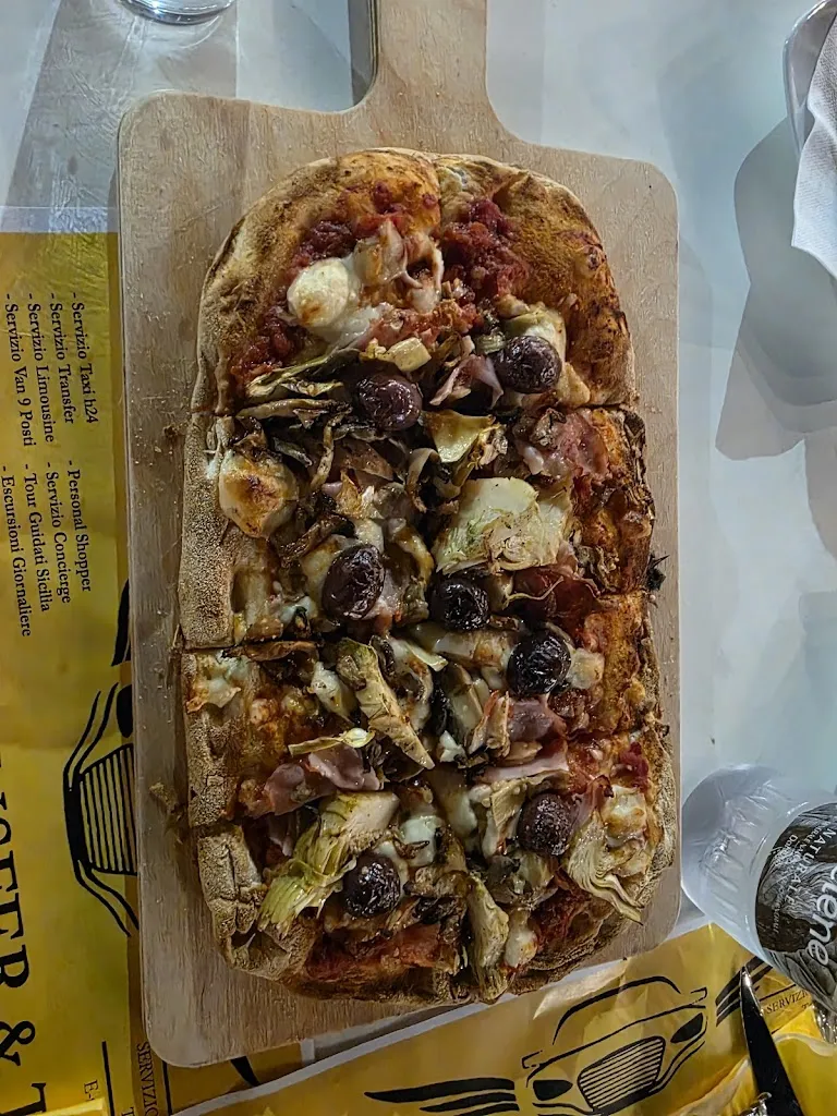 MARHE SICILIAN STREET FOOD restaurant in Tonnarella