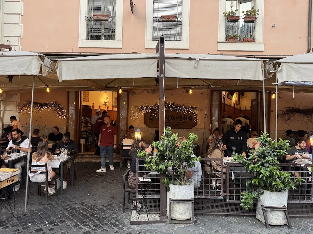 Nannarella restaurant in Tonnarella