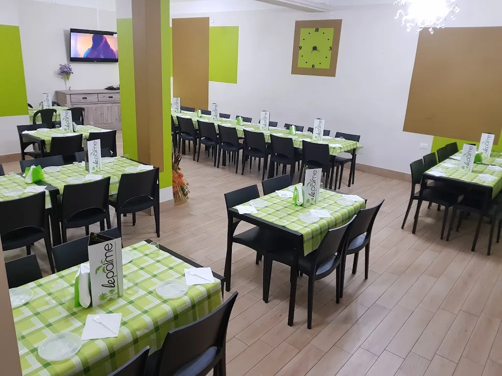 Le Palme restaurant in Torregrotta