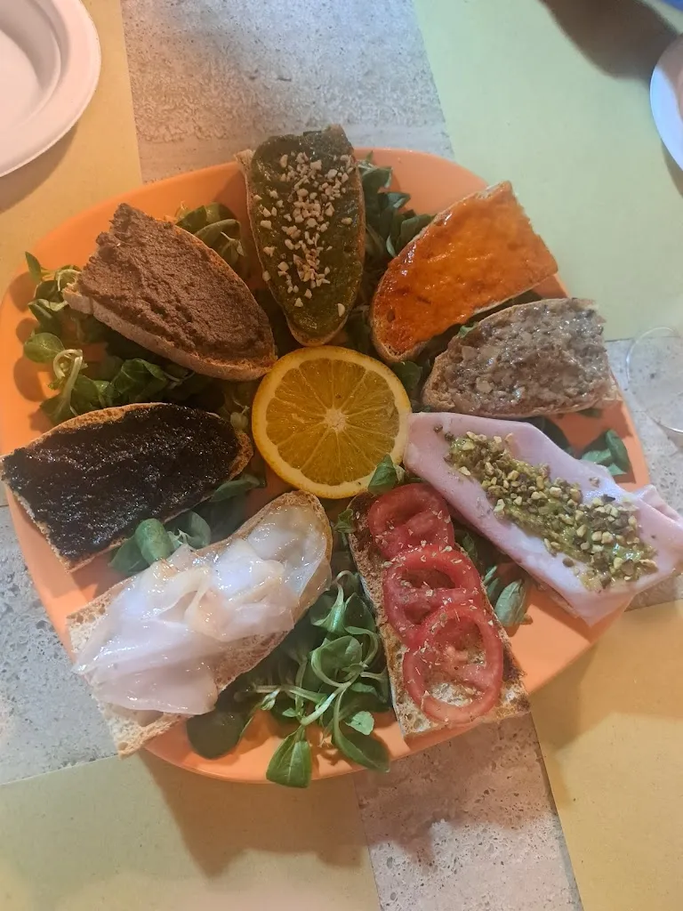 Nicola Passalacqua_La Cantina di Cecco_Magliano_recensione