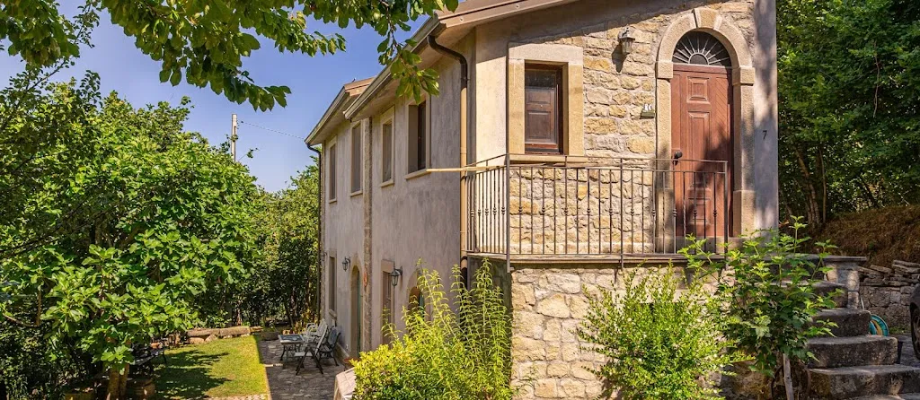 Agriturismo Fontanapietra_Tortorici_slider_image_1