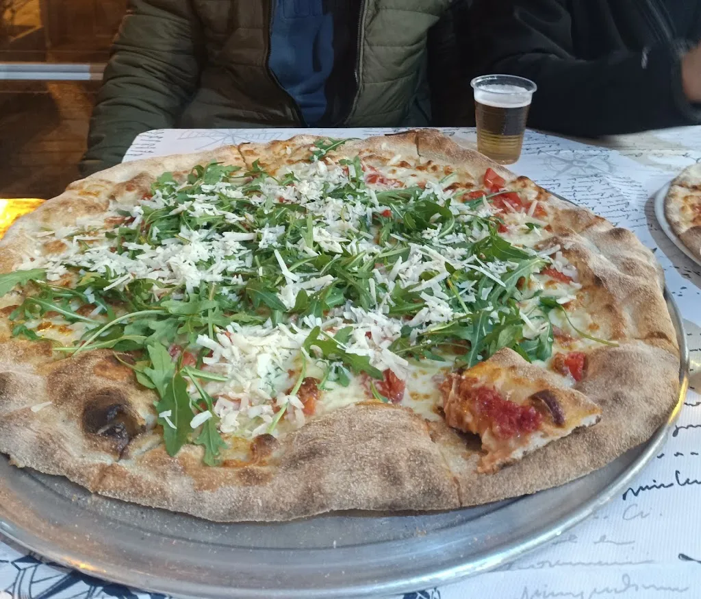 Pizzeria Le Due Piazze_Tortorici_slider_image_2