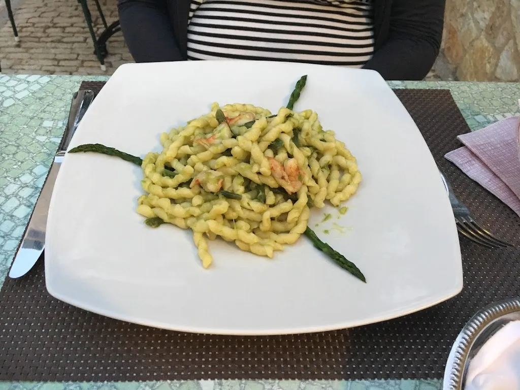 Maxime Wiecek_Cortile Di Venere 2_Tonnara di Bonagia_recensione