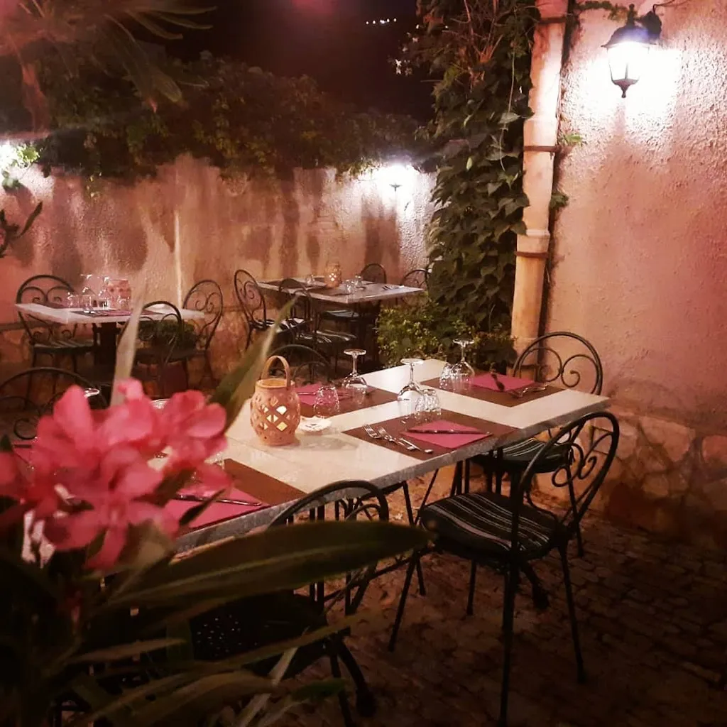 Cortile Di Venere 2 restaurant in Tonnara di Bonagia