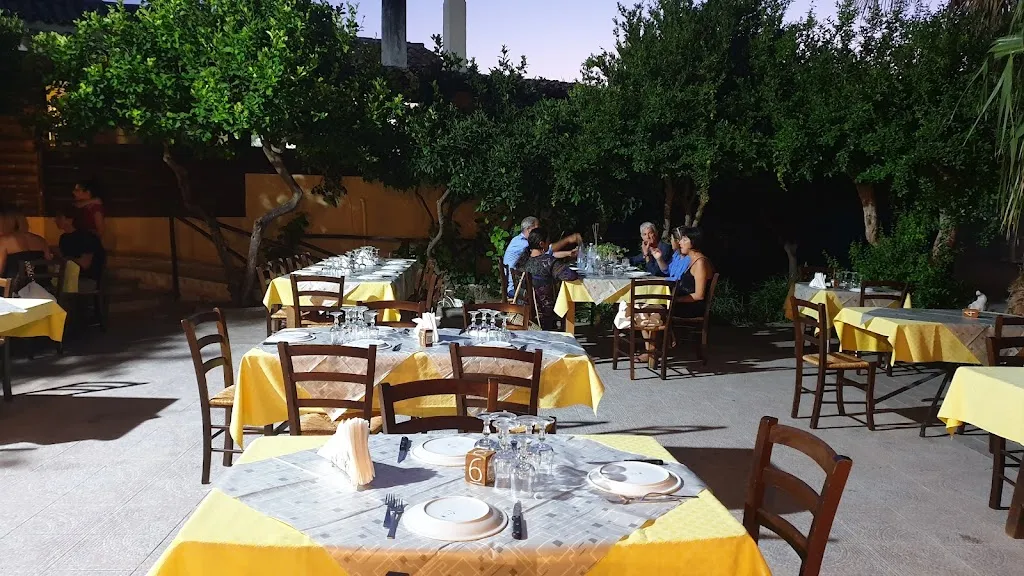 Cascina degli Ulivi restaurant in Tonnara di Bonagia
