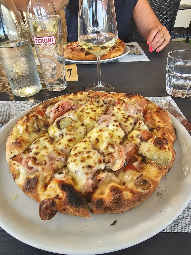 Mike Smith_Ristorante Pizzeria Grotta Perciata_Tonnara di Bonagia_review